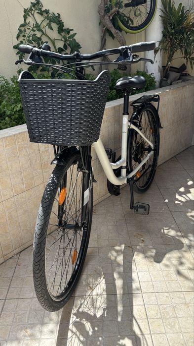 Bicicleta de mulher em aluminio coleur bahia