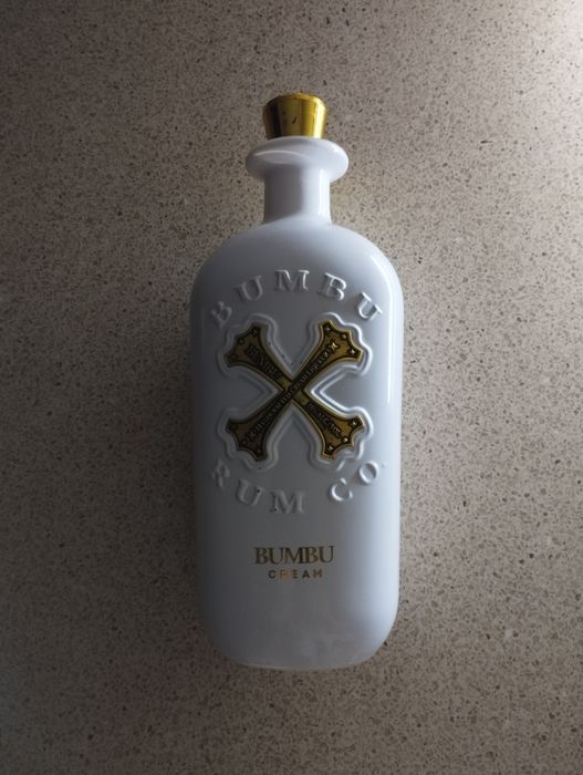 Продам декоративную керамическую бутылку BUMBU Cream
