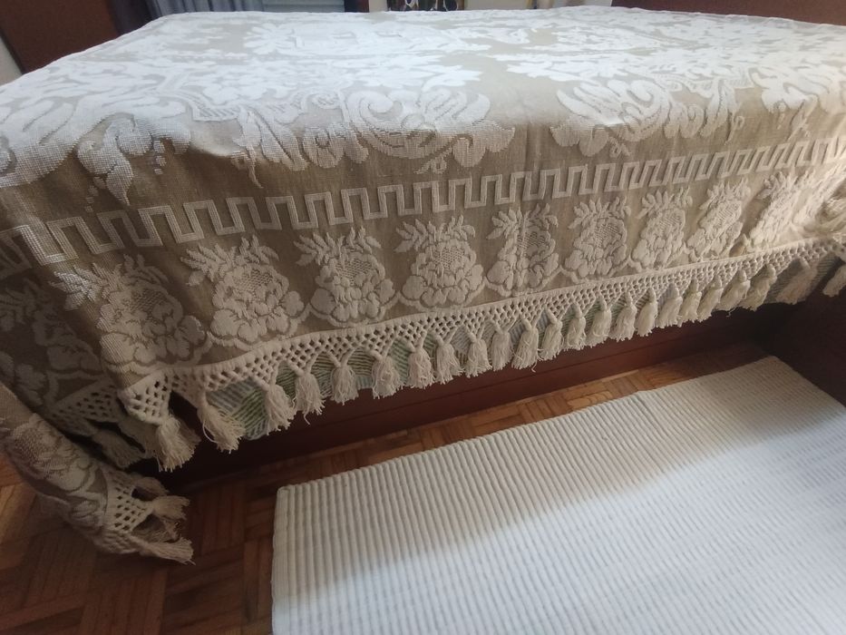 Coberta 2.50X2.20 em ótimo estado.