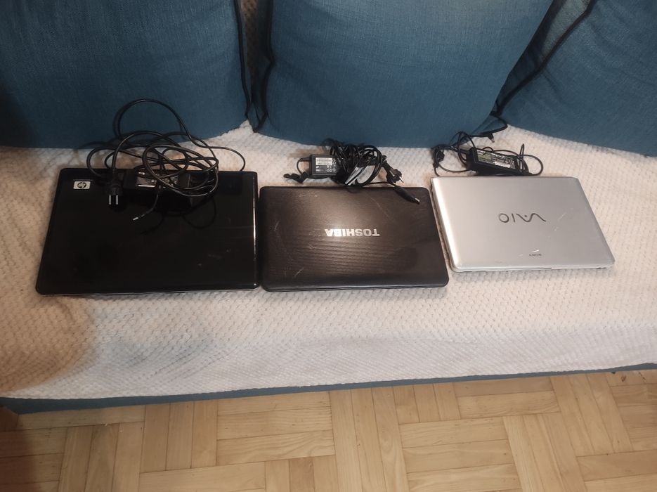 Zestaw 3 laptopów