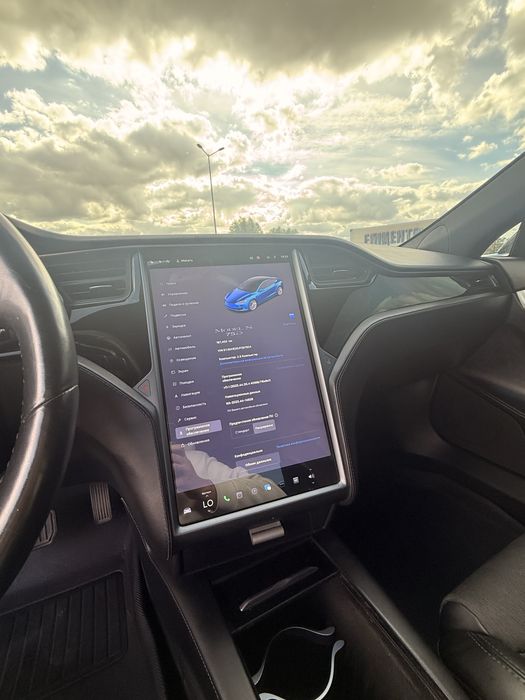 Tesla Model S 2018 VIN 5YJSA1E20JF297604 фото оголошення 6 з 8