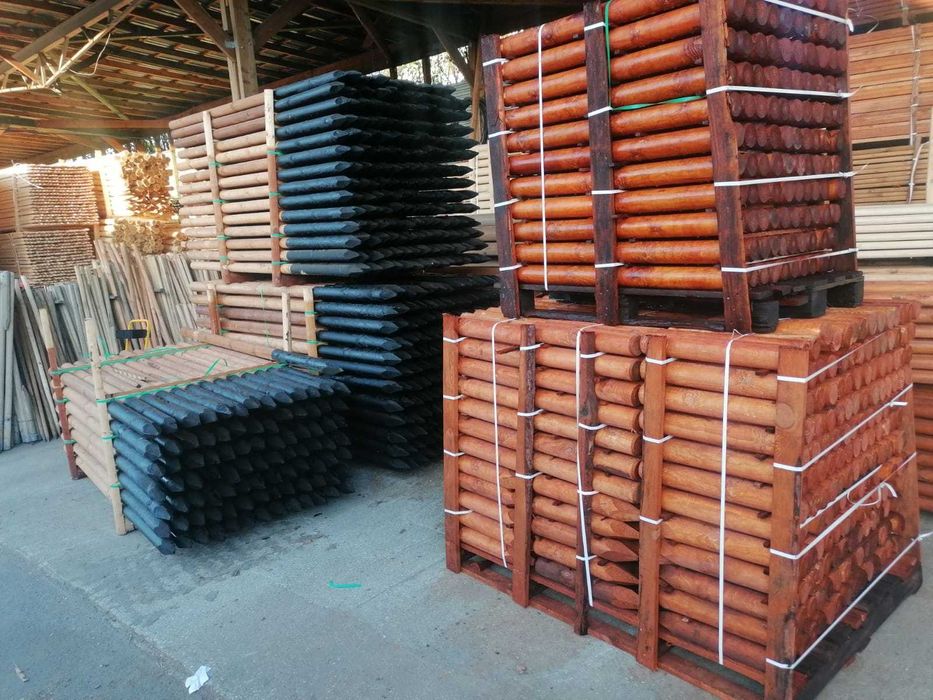 Słupki ogrodzeniowe impreg. Fi 8x250cm + smołowane