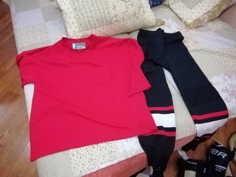 Продаю форму для хоккея