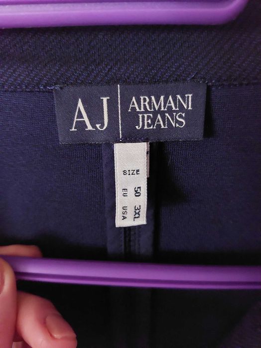 Щикарный костюм Armani Jeans оригинал