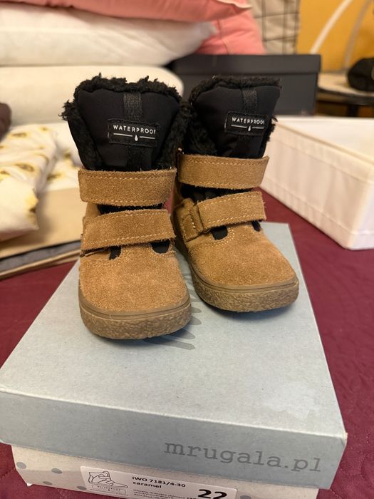 Buty zimowe chłopięce MRUGAŁA rozmiar 22 jak nowe