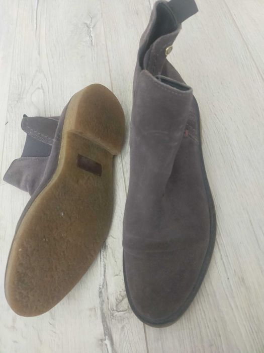 Sprzedam sztyblety męskie Tommy Hilfiger 39 db