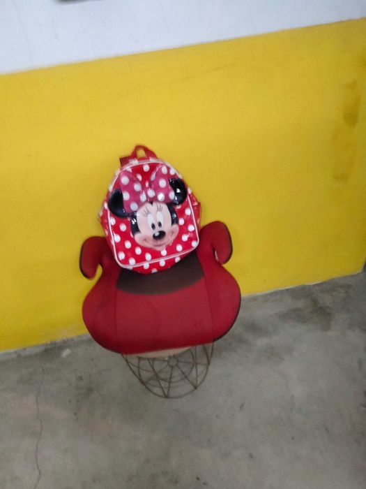 Vendo lote acento de carro, quadro , mochila mini carrinho de madeira