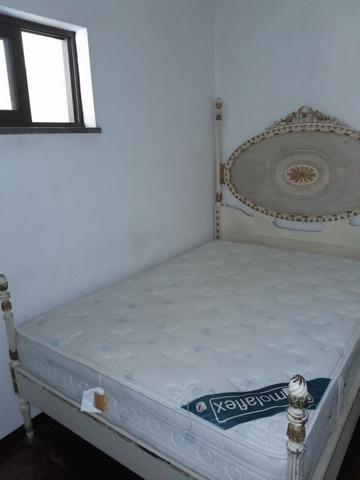 Cama de Casal Clássica + Colchão Molaflex