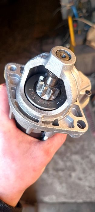 Rozrusznik opel corsa D Meriva Agila astra nowy