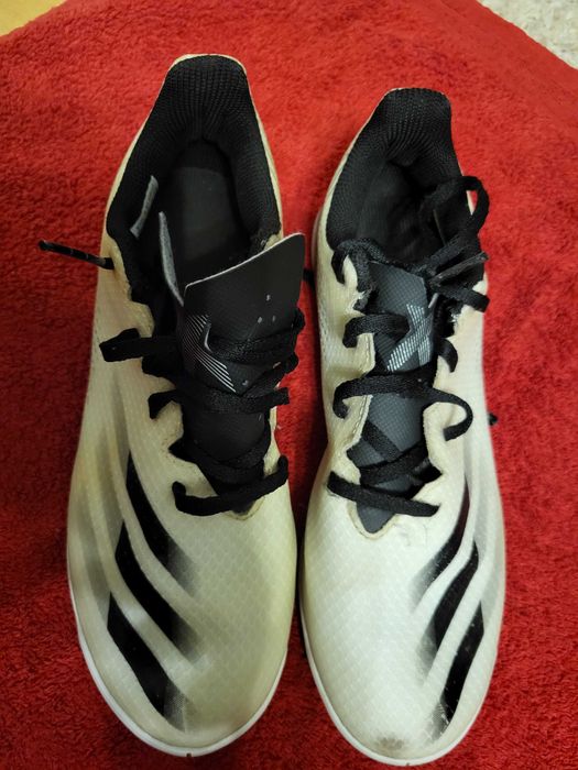 Buty do piłki nożnej halówki Adidas r. 39  r.