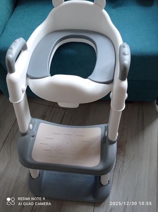 Nakładka na sedes. Schodki do toalety dla dzieci