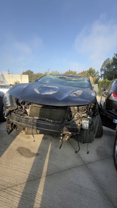 Nissan qasqhai 1.2 acidentado