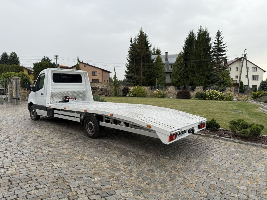 Zabudowa laweta pomoc drogowa mercedes sprinter iveco fiat master vw