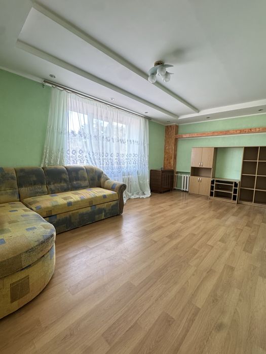 Оренда 2х кімнатної квартири вулиця Офіцерська