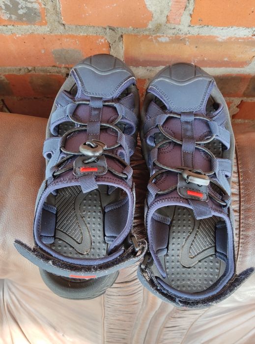 Sandały chłopięce r 35 4f