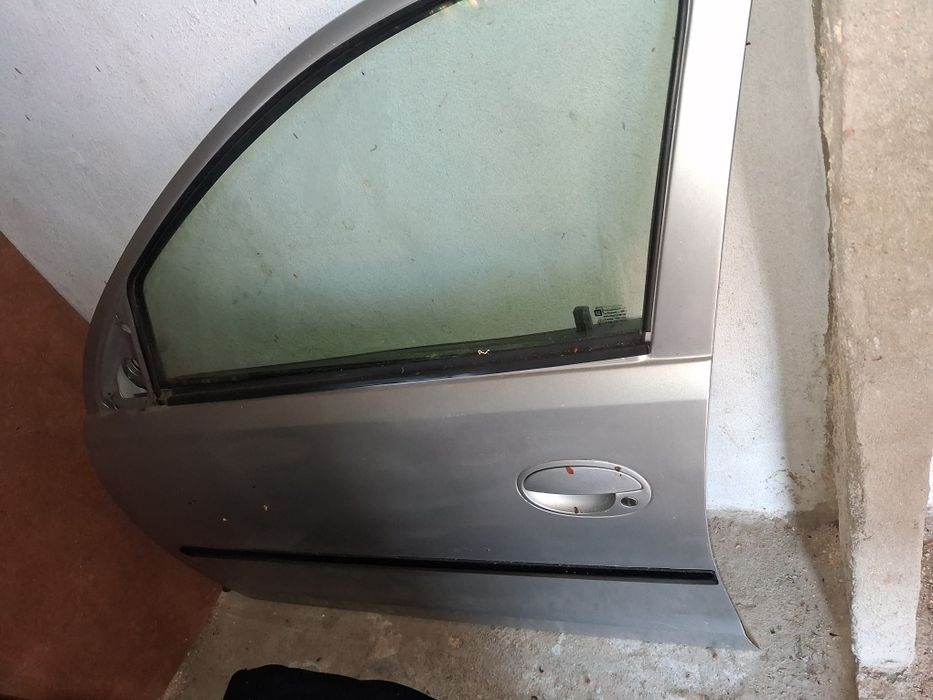 Porta frente esq.opel corsa c