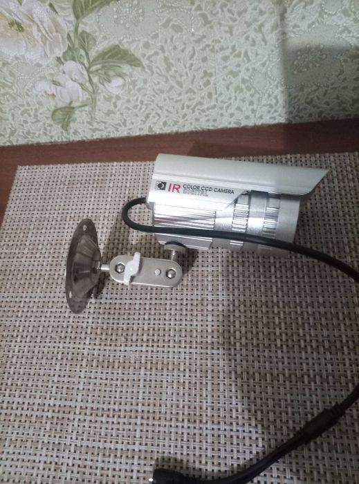 Відеокамера нова