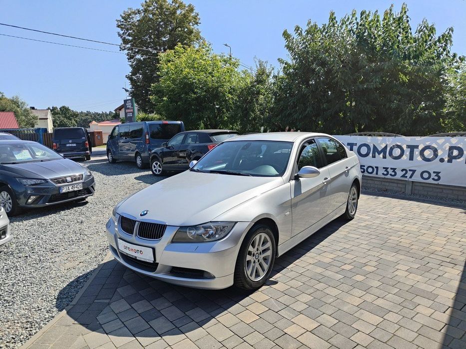 BMW Seria 3 2.0 Benzyna129 KM Zarejestrowany Oryginalny Przebieg