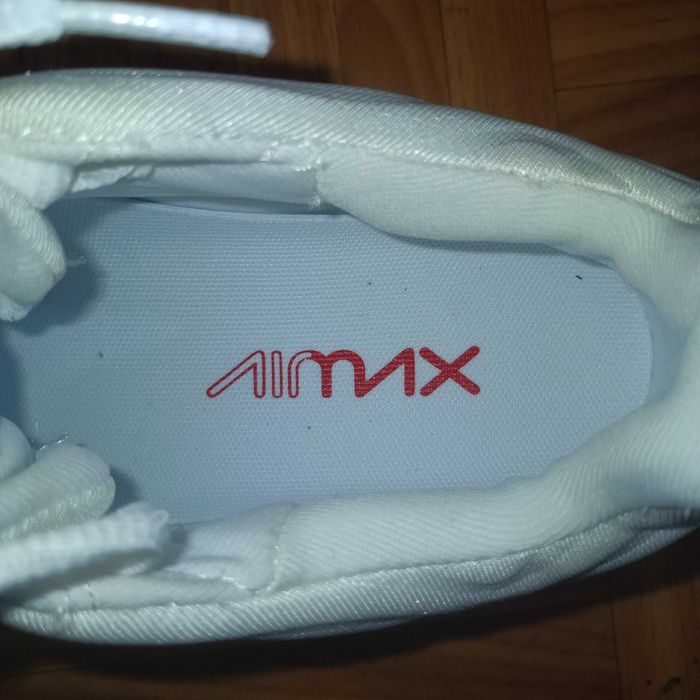 Tênis NIKE AIR MAX 720 SE W “WHITE/GYM RED” novos a estrear