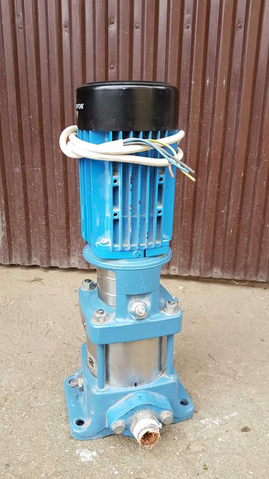 Pompa pionowa Grundfos CR2-60/A-A-A-BUBE, Q=2,5m3/h, H=37,7m 0,75kW