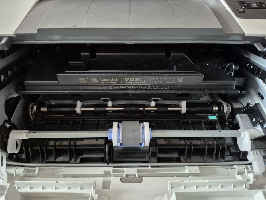 Принтер HP LaserJet Pro M402d