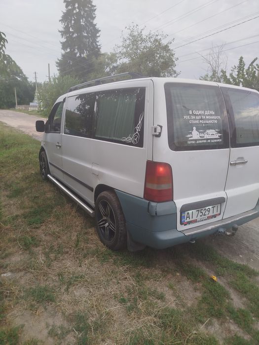 Мерседес Вито на повном ходу
