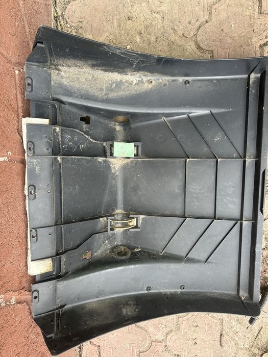 Маска та фара  DA F