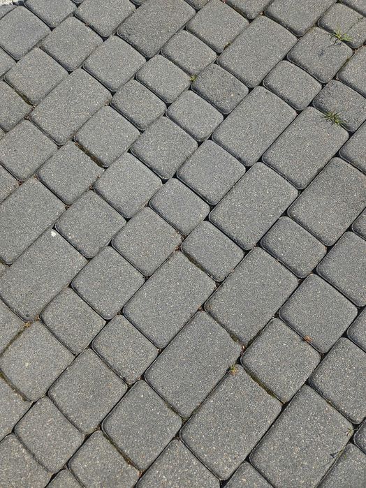 Kostka brukowa grafitowa