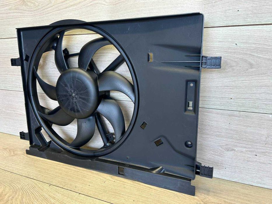 Дифузор Вентилятор радіатора Fiat Fiorino Qubo Nemo 1.4 52217935