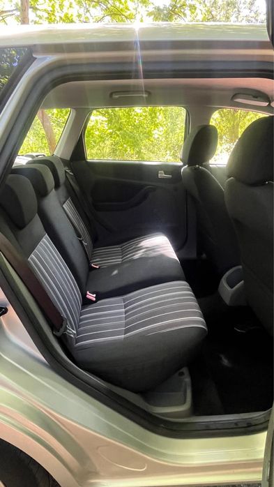 Ford Focus II Turnier 1.6 TDCI gasóleo do ano 2011