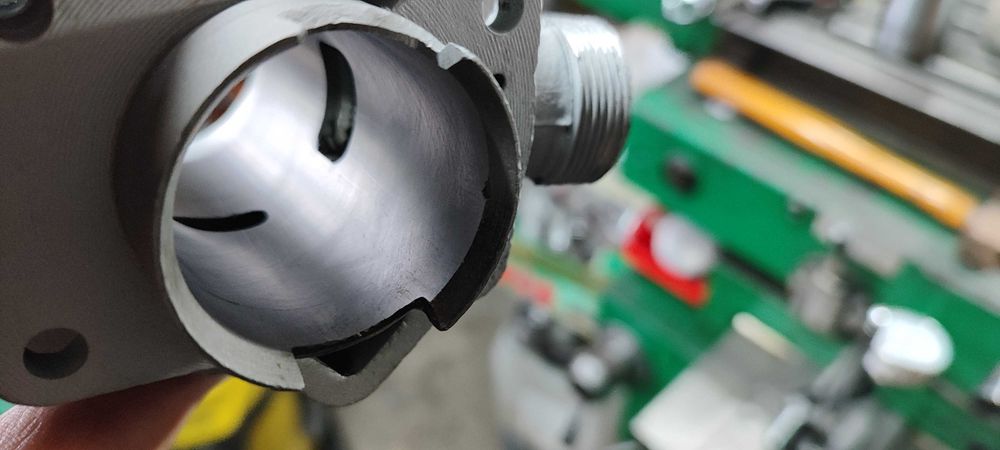 Cylinder komar Romet Motorynka silnik 025 Kadet po szlifie nowy tłok