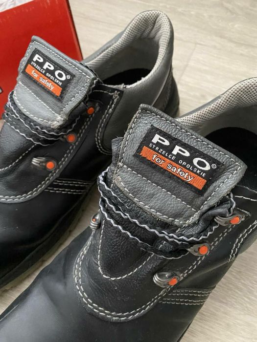 Рабочая обувь с защитой 46 размер