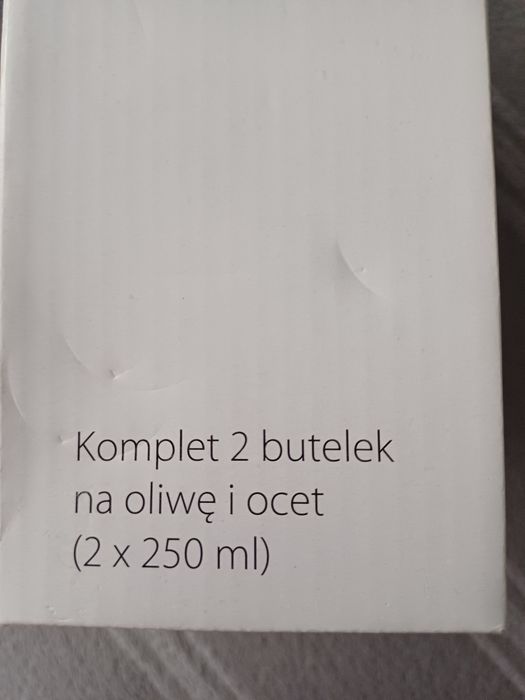 Komplet butelek na ocet i olej