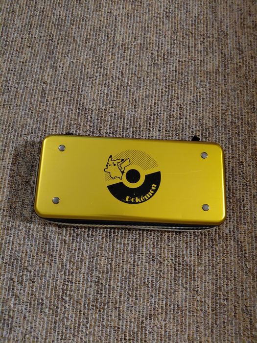 (Limitowany) Futerał na Nintendo switch pikachu