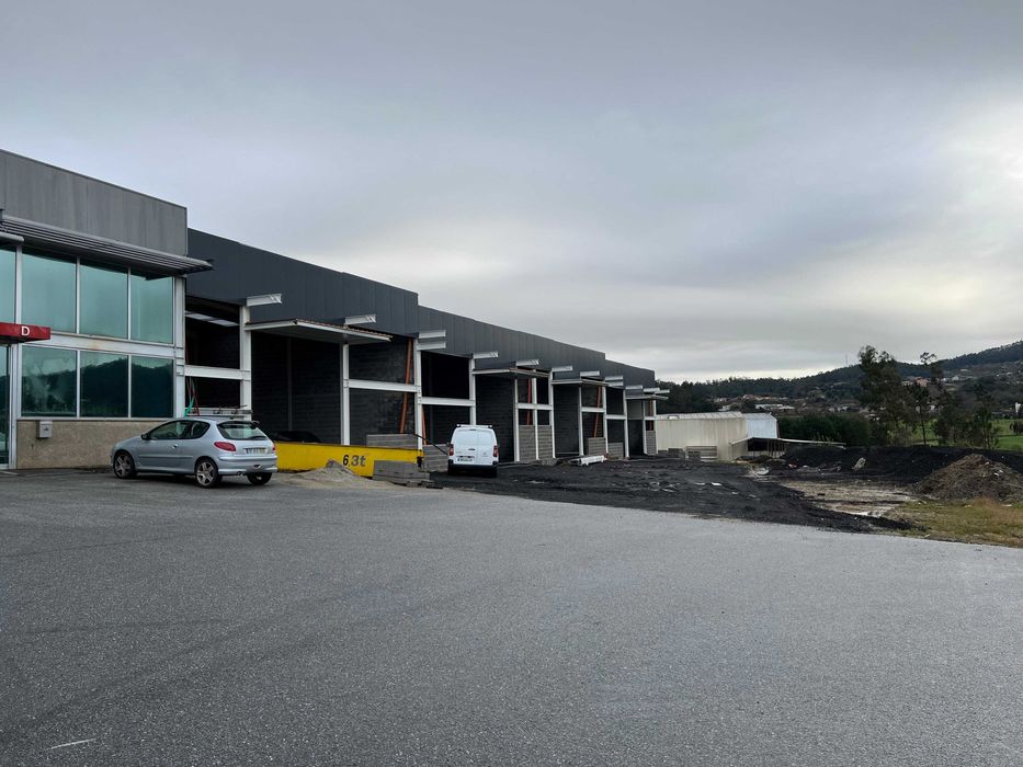 PAVILHÕES NOVOS EM FASE DE FINALIZAÇÃO DA CONSTRUÇÃO