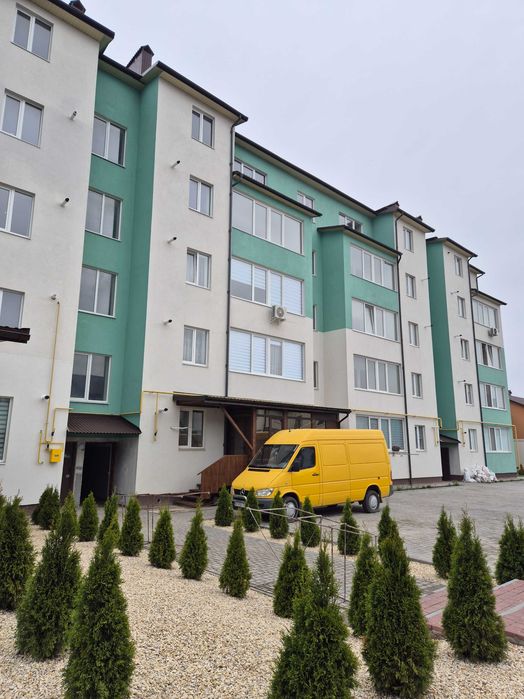 Продам 2-кімнатну квартиру з можливістю перепланування у 3к, можна частково у розстрочку