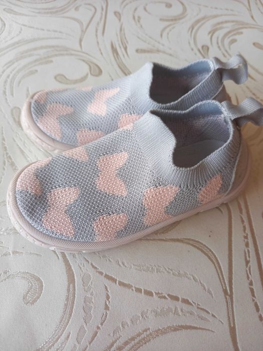 Adidaski rozmiar 23