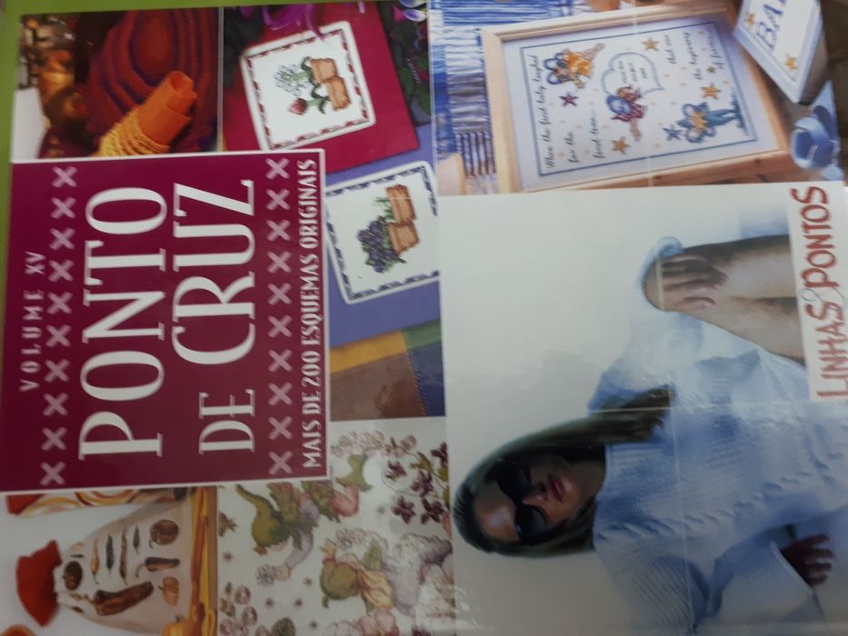 Livro ponto cruz cada 25€