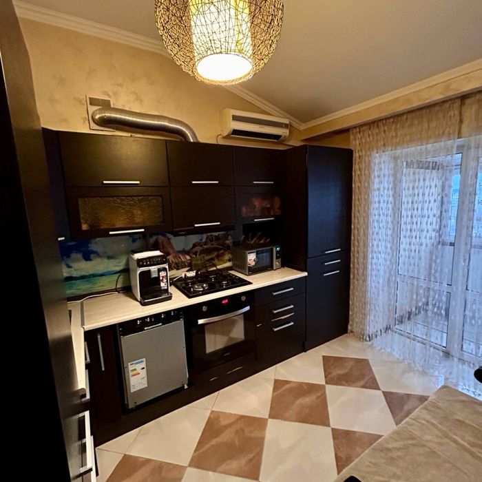 Продам 1к квартиру з ремонтом в новобудові з ремонтом біля Арсену