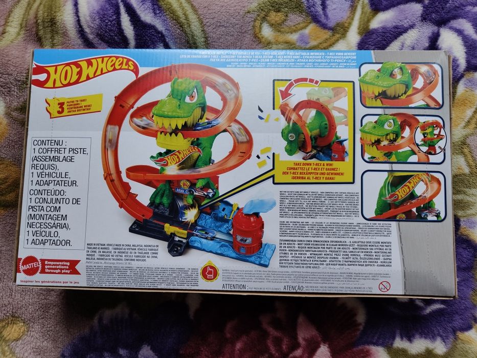 Nowy zestaw Hot Wheels T-REX Blaze Battle I Zakręcony tor (JBM73)