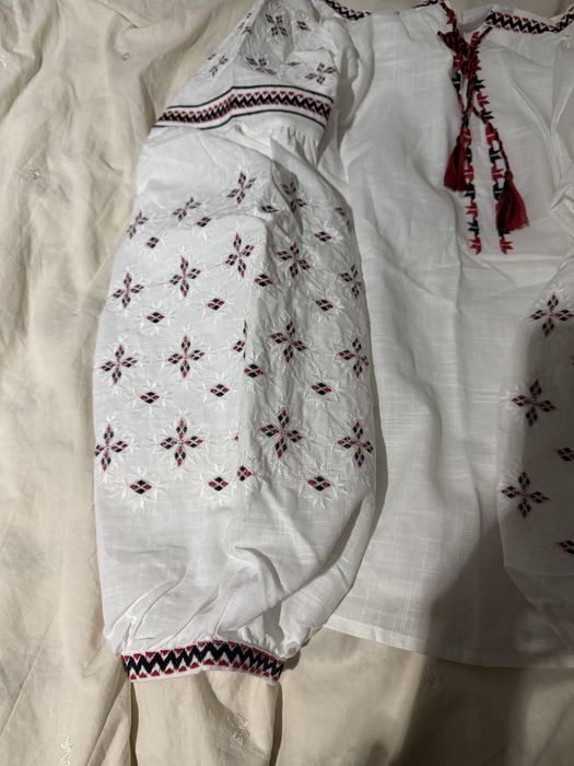 Вишиванка жіноча розмір м