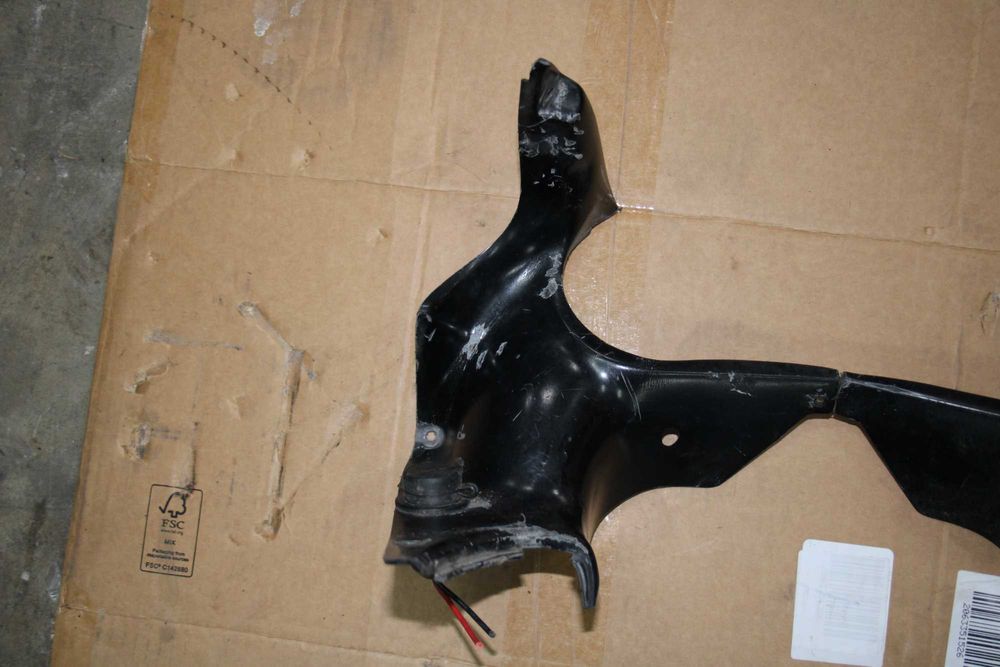 Wypełnienie Lewe Prawe Czaszy Honda CBR 600 F4 PC35 99-00