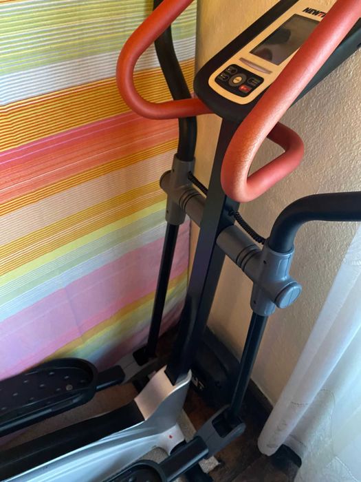 Bicicleta Elíptica NewFit Alpha II