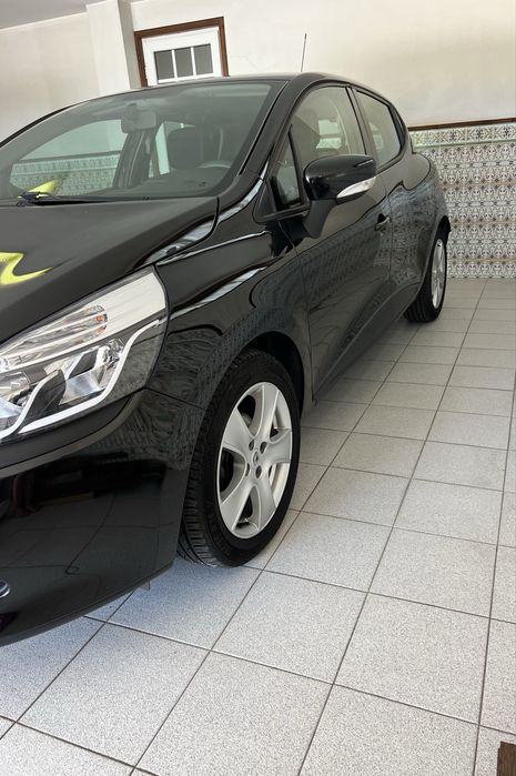 Renault Clio IV 1.5 DCI Poucos Quilómetros