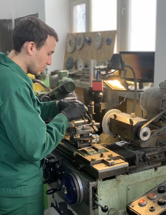 Ремонт дизельних форсунок, ТНВД для вантажних та легкових авто ЯКІСНО