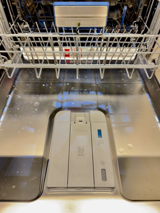 Máquina Lavar Loiça Encastre BEKO
