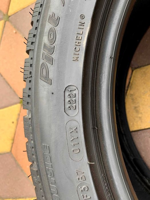 245/45 R18 100V XL Michelin Pilot Alpin PA4 AO / Зимові шини / 2021 Франція
