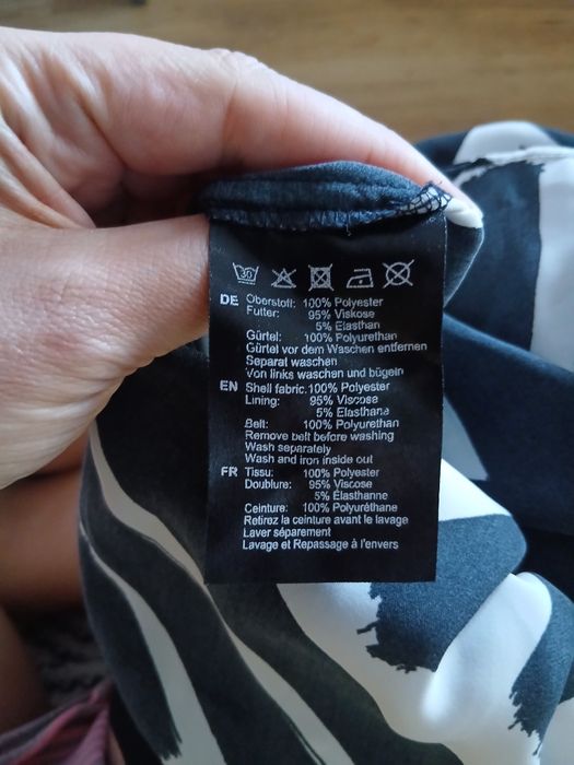 Sukienka hallhuber czarno-biała hit tanio