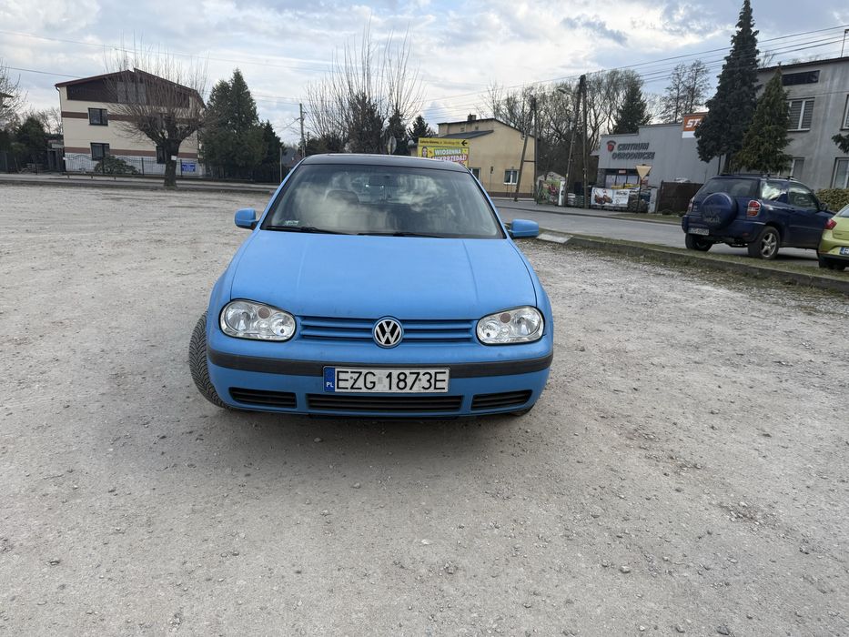 Golf 4 1.9 tdi.