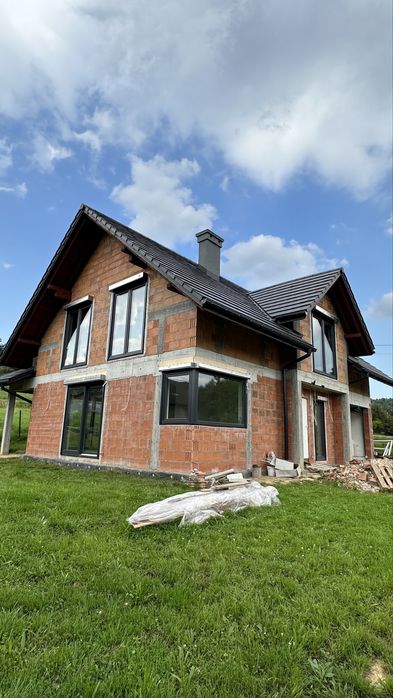 Rolety zewnetrzne natynkowe podtynkowe antywłamaniowe nowe kontaż